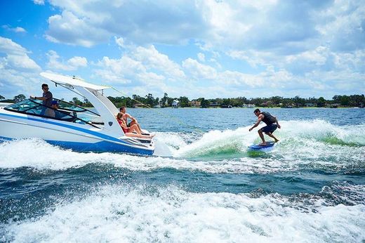 Lina Jobe Wakesurf